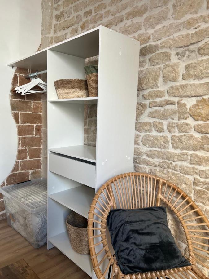 Ferienwohnung Le Bjorn - T1 Chaleureux Refait A Neuf - Centre Niort Exterior foto