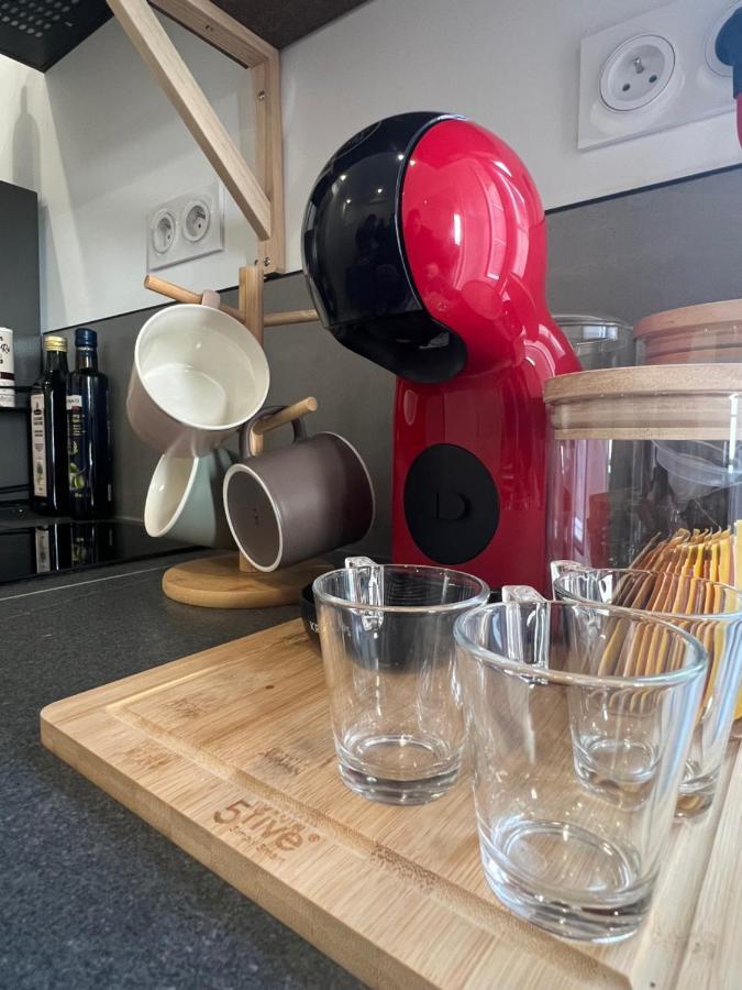Ferienwohnung Le Bjorn - T1 Chaleureux Refait A Neuf - Centre Niort Exterior foto